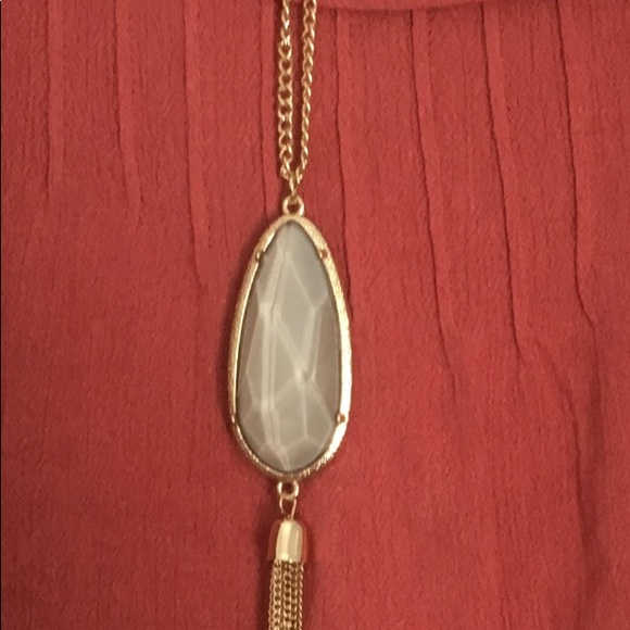 Gold necklace - Picture 2 of 2